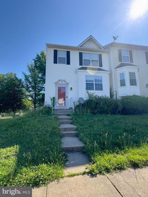 9520 Oak Trace Way, RANDALLSTOWN, MD, 21133-2444 | Card Image