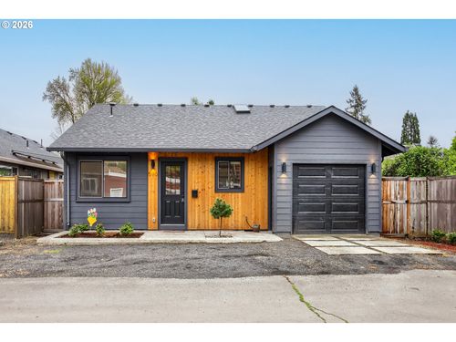 570 Ne Truman Ln, Hillsboro, OR, 97124-3269 | Card Image