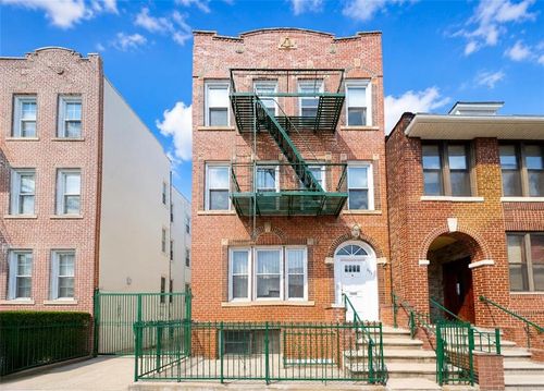 827 49th St, Brooklyn, NY, 11220-2400 | Card Image