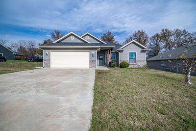 3918 Clydesdale Dr, House other with 3 bedrooms, 2 bathrooms and null parking in COLUMBIA MO | Image 1