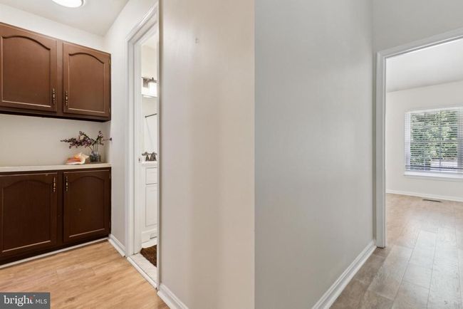 7879 Wintercress Ln, Townhouse with 4 bedrooms, 4 bathrooms and null parking in SPRINGFIELD VA | Image 23