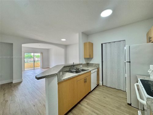 1903-1903 Belmont Ln, North Lauderdale, FL, 33068-4287 | Card Image