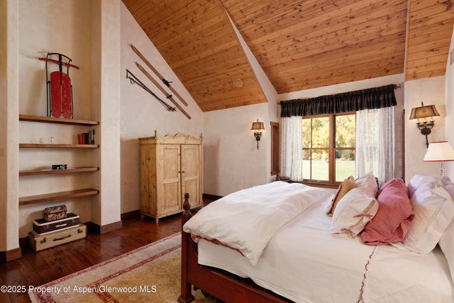 Primary Suite | Image 15
