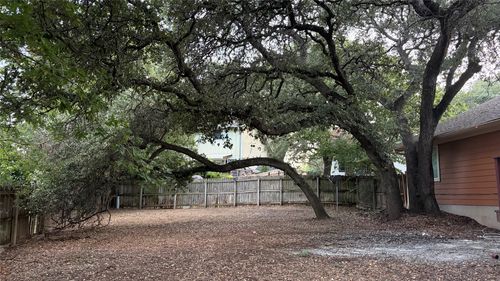 12121 Scribe Dr, Austin, TX, 78759-3151 | Card Image