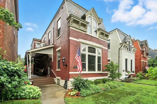 818 Park Ave, Newport, KY, 41071-2058 | Card Image