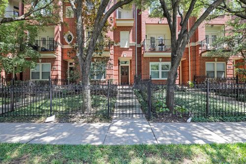 2808 N Hall St, Dallas, TX, 75204-2361 | Card Image