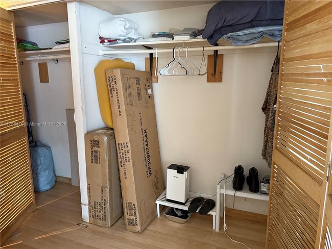 APT-707 - 401 Ocean Dr, Condo with 0 bedrooms, 1 bathrooms and null parking in Miami Beach FL | Image 28