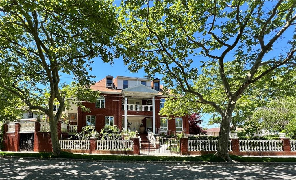Bassett Ave, Brooklyn, NY 11234