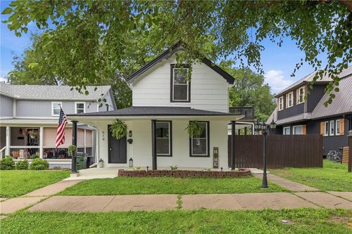 919 4th Ave, Leavenworth, KS, 66048-3219 | Card Image