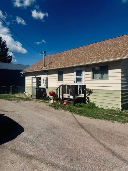226 W Broadway St, Philipsburg, MT, 59858-7620 | Card Image