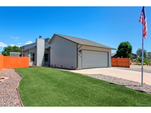 2800 Troxell Ave, Longmont, CO, 80503-7006 | Card Image