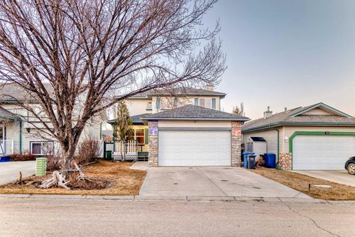 10 Westfall Cres, Okotoks, AB, T1S1V6 | Card Image