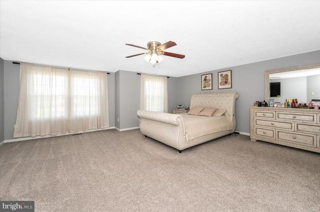 558 Hollyberry Way, Townhouse with 3 bedrooms, 3 bathrooms and null parking in FREDERICK MD | Image 34