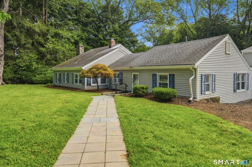 26 Campbell Dr, Stamford, CT, 06903-4032 | Card Image