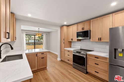 apt-203-5001 E Atherton St, Long Beach, CA, 90815-3759 | Card Image