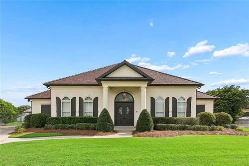 160 Primrose Dr, Belle Chasse, LA, 70037-4500 | Card Image