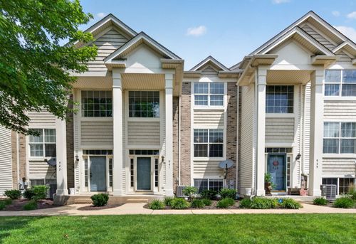 941 Summit Creek Dr, Shorewood, IL, 60404-1081 | Card Image