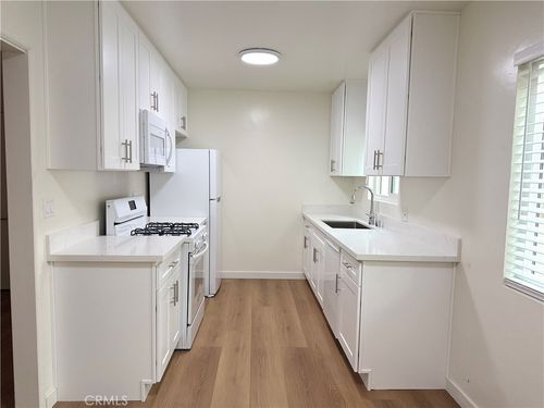 c-1528 Stanford St, Santa Monica, CA, 90404-3662 | Card Image