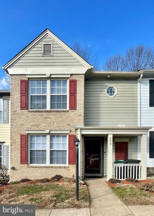 209 Kings Crest Dr, STAFFORD, VA, 22554-4797 | Card Image