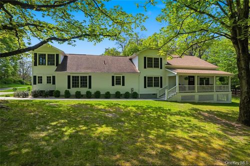 11 Haggerty Hill Rd, Rhinebeck, NY, 12572-2616 | Card Image