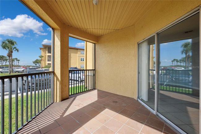APT-102 - 4307 Bayside Village Dr, Condo with 2 bedrooms, 2 bathrooms and null parking in TAMPA FL | Image 5