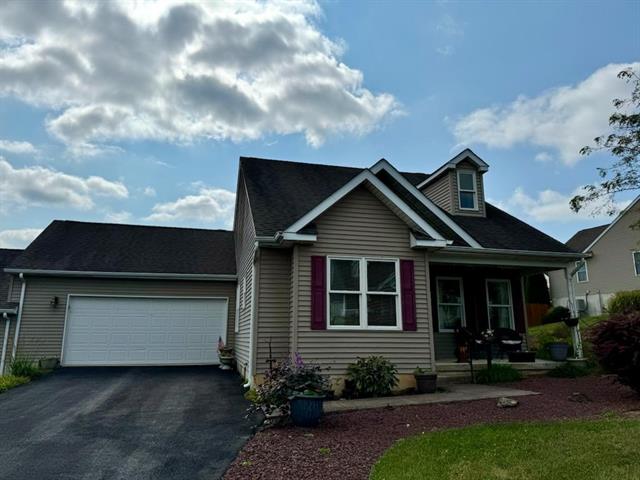 Yorkshire Rd, Walnutport, PA 18088