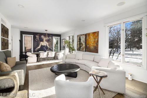 1432 Northwood Blvd, Royal Oak, MI, 48073-3120 | Card Image