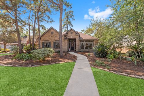 23 Shiny Pebble Pl, The Woodlands, TX, 77381-6526 | Card Image