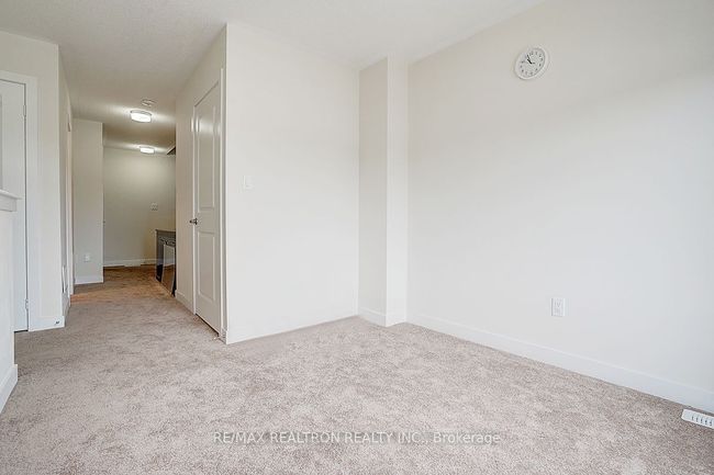 2656 Castlegate Cross, House attached with 4 bedrooms, 4 bathrooms and 1 parking in Pickering ON | Image 6