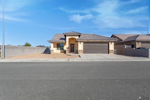 3842 E Hoyos St, San Luis, AZ, 85336-0462 | Card Image