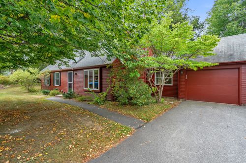 86-86 Willow Grove Rd, Brunswick, ME, 04011-2979 | Card Image