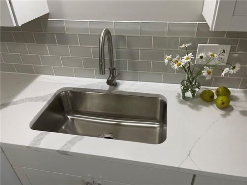 3301 Bridge Manor Dr, Kansas City, MO, 64137-2351 | Card Image