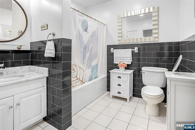8915 Bergenwood Ave, Condo with 1 bedrooms, 1 bathrooms and null parking in North Bergen NJ | Image 13