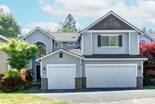6710 84th Dr Ne, Marysville, WA, 98270-8504 | Card Image