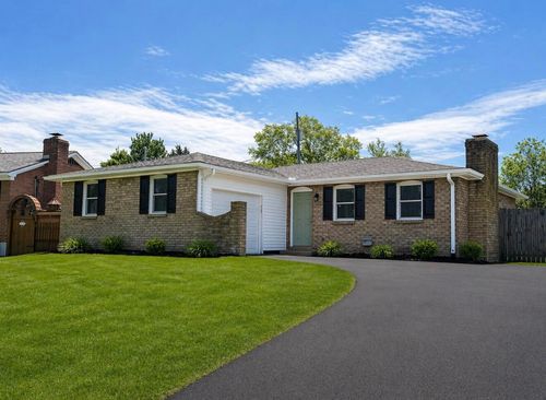 1352 Canonero Dr, Lexington, KY, 40517-3529 | Card Image