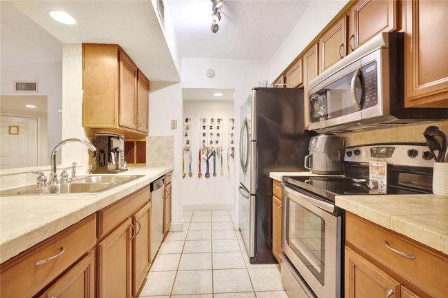 1645 - 1645 Nw 81 St Way, Condo with 3 bedrooms, 2 bathrooms and null parking in Plantation FL | Image 10