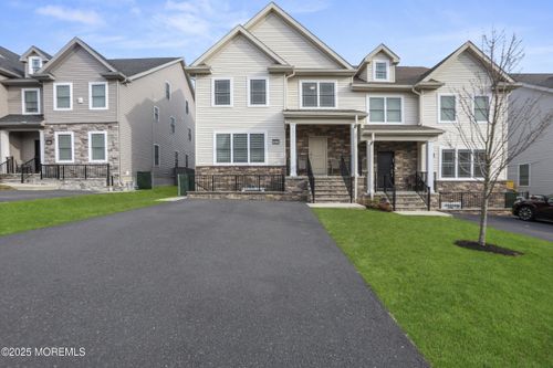 119 N Zinfandel Rd, Lakewood, NJ, 08701-4784 | Card Image