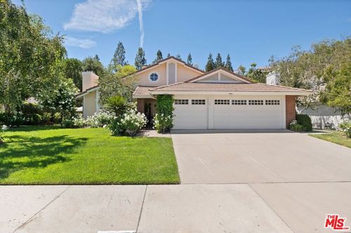 2663 Country Ln, Westlake Village, CA, 91361-5534 | Card Image