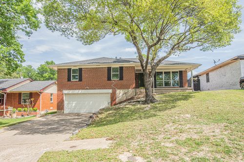 3520 Loganwood Dr, Dallas, TX, 75227-5614 | Card Image