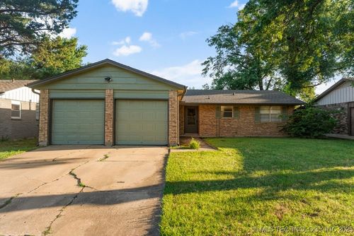 10807 E 33rd Pl, Tulsa, OK, 74146-1808 | Card Image