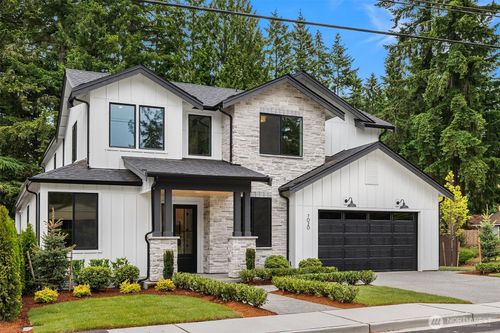 7020 139th Pl Ne, Redmond, WA, 98052-9404 | Card Image