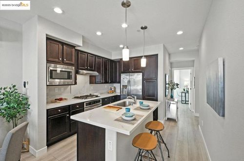 3014 Santa Clara Ave, El Cerrito, CA, 94530-3468 | Card Image