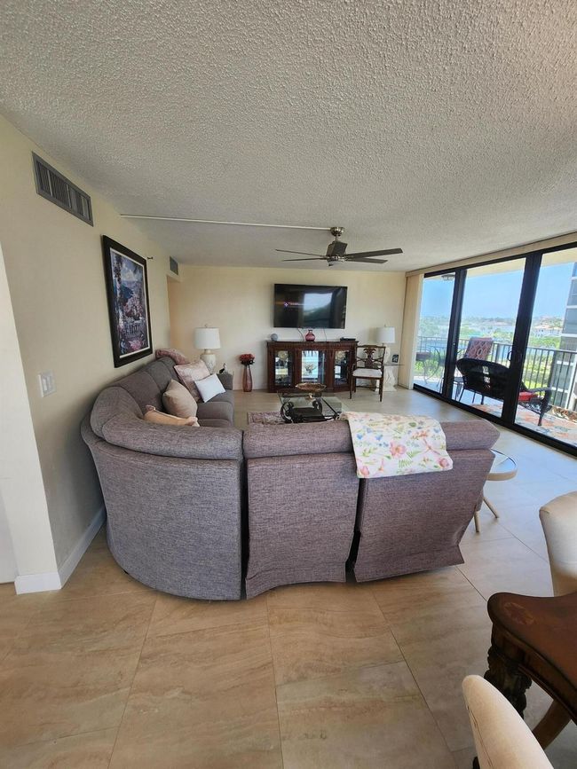 APT-601 - 899 Jeffery St, Condo with 2 bedrooms, 2 bathrooms and null parking in Boca Raton FL | Image 10