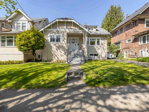 2325 W 8th Ave, Vancouver, BC, V6K2A8 | Card Image