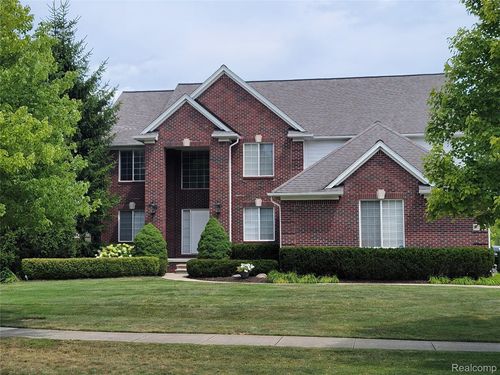 55958 Ashbrooke Dr W, Shelby Township, MI, 48316-5517 | Card Image