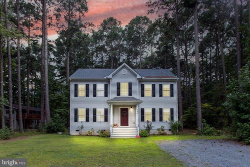 662 N Glebe Rd, Montross, VA, 22520-4006 | Card Image