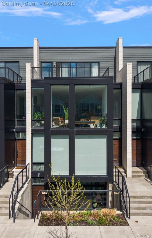 1350 Bagley St, Detroit, MI, 48226-1005 | Card Image