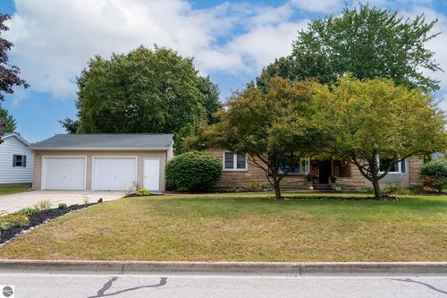 1511 W Michigan St, Mt Pleasant, MI, 48858-2163 | Card Image