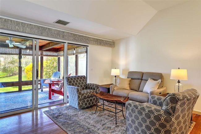 3 Pendleton Pl, Condo with 2 bedrooms, 2 bathrooms and 2 parking in Narragansett RI | Image 9
