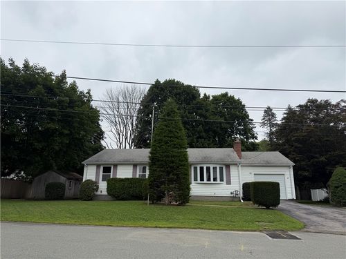38 Ann Ln, North Kingstown, RI, 02852-2001 | Card Image